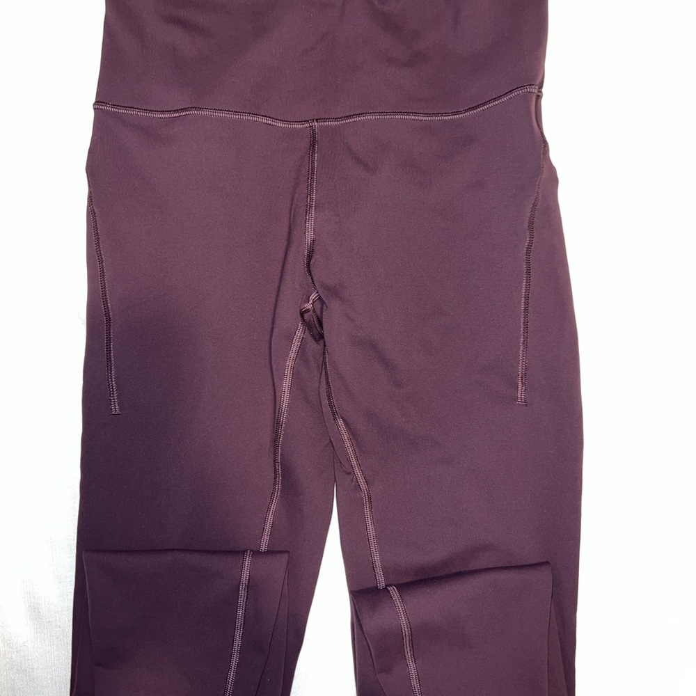 Lululemon Athletica Wundertrain 25” with pockets